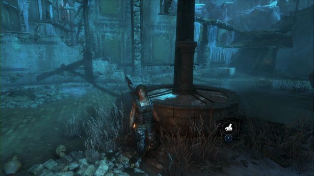 Na ziemi, przy kamiennej podstawie - Freski i skrzynie | Zaginione miasto | Skarby w Rise of the Tomb Raider - Rise of the Tomb Raider - poradnik do gry