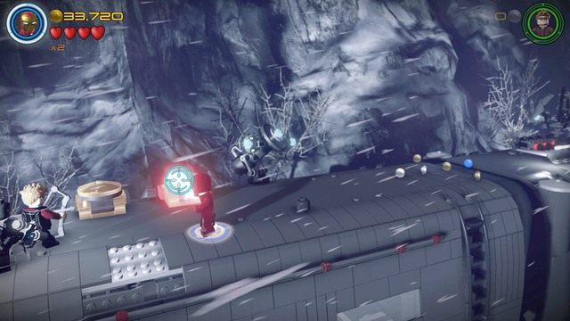Podczas drogi po dachu pociągu znajdziesz dwa złote obiekty z klocków - Minizestawy | Kolej na Hydrę - sekrety | LEGO Marvels Avengers - LEGO Marvels Avengers - poradnik do gry