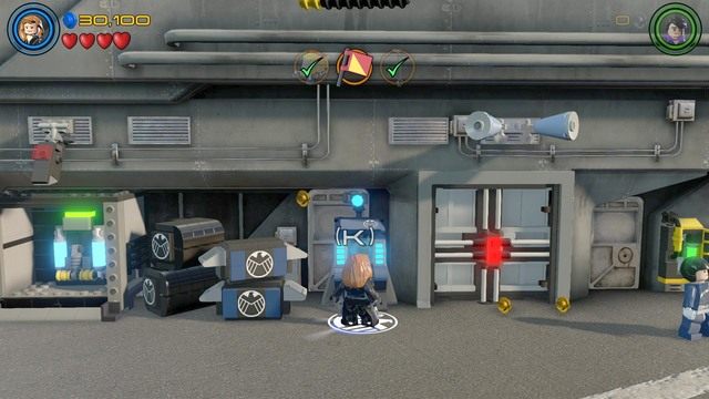 Drugi minizestaw znajdziesz za drzwiami pokazanymi na obrazku - Minizestawy | Kino plenerowe - sekrety | LEGO Marvels Avengers - LEGO Marvels Avengers - poradnik do gry