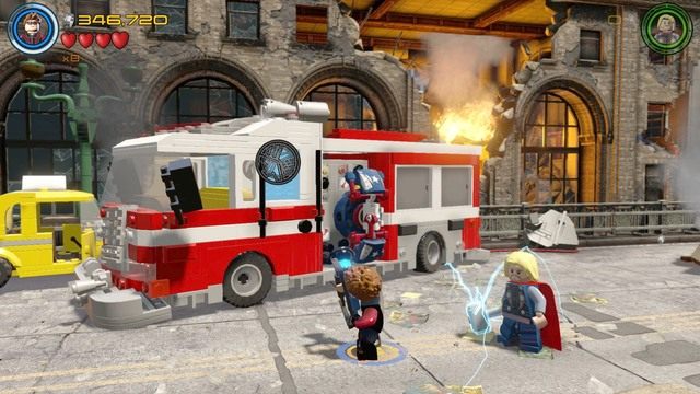 Podejdź do wozu strażackiego jako Hawkeye i strzel do szyby widocznej na obrazku - Postacie | Mściciele do boju - sekrety | LEGO Marvels Avengers - LEGO Marvels Avengers - poradnik do gry