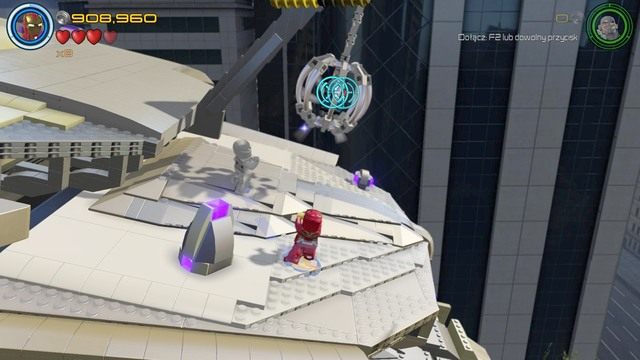 Na przodzie Chitauri znajdziesz srebrną klatkę trzymającą minizestaw - Minizestawy | Najpotężniejsi bohaterowie - sekrety | LEGO Marvels Avengers - LEGO Marvels Avengers - poradnik do gry