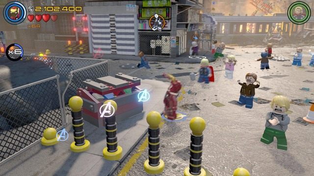 Podejdź jako Iron Man do widocznego na obrazku kontenera i przeszukaj teren - Postacie | Koreańska kabała kolejowa - sekrety | LEGO Marvels Avengers - LEGO Marvels Avengers - poradnik do gry