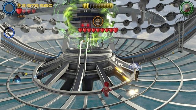 Podejdź Visionem do pokazanego na obrazku miejsca i wyciągnij siłą woli dwa zaczepy - Postacie | Wizja do rewizji - sekrety | LEGO Marvels Avengers - LEGO Marvels Avengers - poradnik do gry