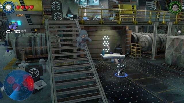 Pierwsza z nich leży na stole - Zadania poboczne | Helicarrier S.H.I.E.L.D. - sekrety | LEGO Marvels Avengers - LEGO Marvels Avengers - poradnik do gry