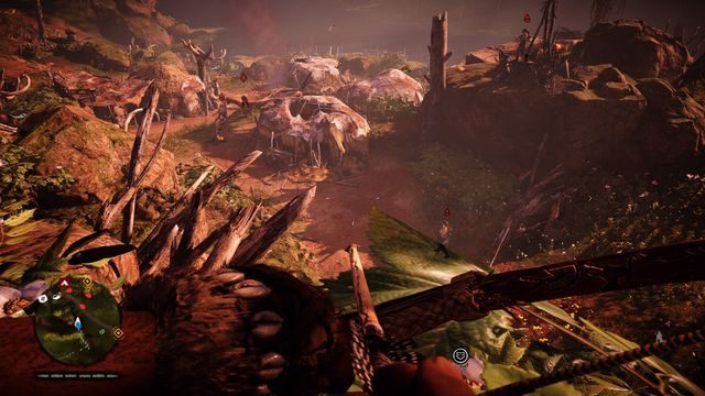 Uderzenie od góry zawsze daje niemałą przewagę. - Przejmowanie placówek (strażnic) | Podstawy | Far Cry Primal - Far Cry Primal - poradnik do gry