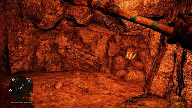 Znajdziesz ją zaraz po wejściu do groty - zniszcz kamienną przeszkodę - Ręce Daiszy 1-10 | Centralne Oros | Far Cry Primal - Far Cry Primal - poradnik do gry