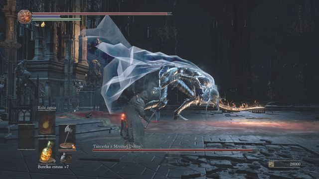 Przeciwnik potrafi niepozornie poruszać się wokół gracza, agresywnie atakując w niespodziewanym momencie. - Tancerka z Mroźnej Doliny | Bossowie w Dark Souls 3 - Dark Souls III - opis przejścia i sekrety