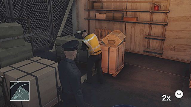 Na pokład jachtu możesz dotrzeć w przebraniu mechanika - Infiltracja jachtu | Swobodny trening | Solucja Hitman - Hitman - poradnik do gry