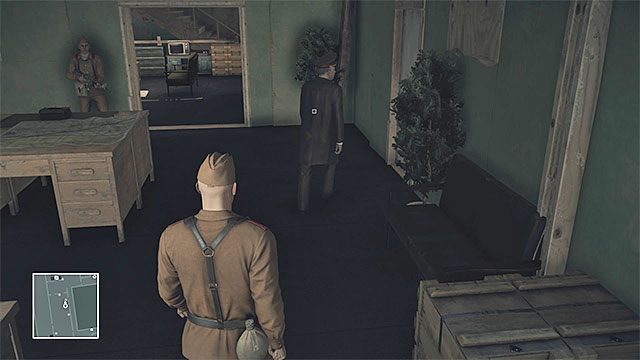 Musisz ogłuszyć oficera KGB gdy ten znajdzie się na osobności - Przebrania i ważne przedmioty | Egzamin końcowy | Solucja Hitman - Hitman - poradnik do gry