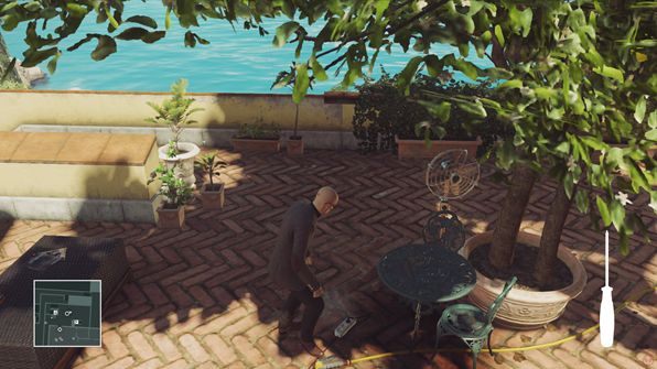 Rozmontuj przewód kontaktowy i idź do włącznika wody - Hitman: Zamordowanie Francesci De Santis, Sapienza - Świat Jutra | Solucja - Hitman - poradnik do gry
