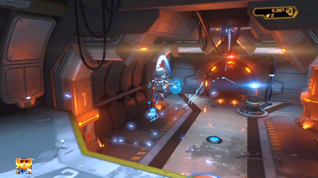 Wykorzystaj robota zasilającego, by otworzyć przejście. - Ratchet & Clank: Planeta Nebula G34 - solucja, opis przejścia, wszystkie zadania - Ratchet & Clank - poradnik do gry