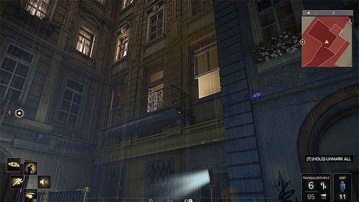 Druga metoda zakłada dotarcie do pokazanego na powyższym obrazku górnego balkoniku bloku mieszkalnego Dvalich - Polowanie na ostatnie wskazówki - zadanie główne | Praga (trzecia wizyta) - Deus Ex: Rozłam Ludzkości - poradnik do gry