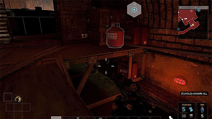 Przejdź pod głównym pomieszczeniem kasyna - Kalibrator - zadanie poboczne | Praga - Zadania poboczne | Deus Ex - Deus Ex: Rozłam Ludzkości - poradnik do gry