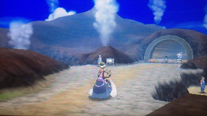 Już możemy zauważyć blokadę przed nami - Route 7, Fire Trial, Route 8 i Lush Jungle | Pokemon Sun - Pokemon Sun - poradnik do gry
