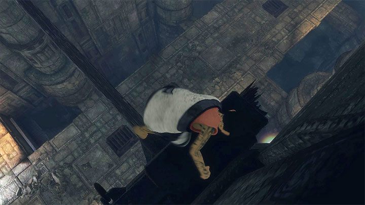 Opuszczaj się po drodze na niższe poziome belki - Przejście przez dwie sale z obracającymi się strażnikami | The Last Guardian - The Last Guardian - poradnik do gry