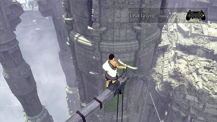 Użyj dźwigni żeby zrzucić drugi witraż - Wspinaczka po wieżach połączonych linami | The Last Guardian - The Last Guardian - poradnik do gry