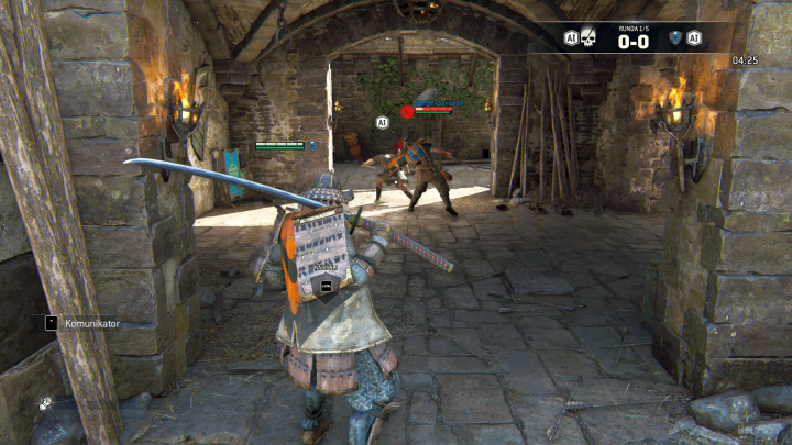 Przeciwnika bardzo łatwo można zaskoczyć, atakując go od tyłu. - Obrona | Walka w For Honor - For Honor - poradnik do gry