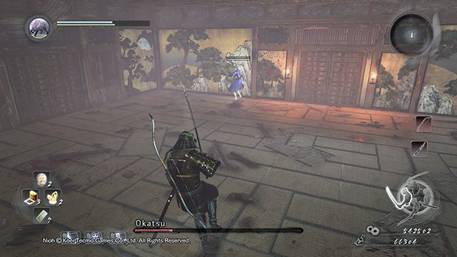Okatsu często będzie się trzymać w pewnej odległości - NiOh: Okatsu - jak pokonać bossa? - NiOh - poradnik do gry