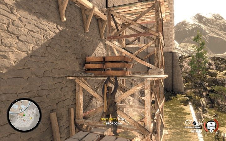 Wejdź po rusztowaniu na balkony i do środka klasztoru - Jak zniszczyć trzecie działo i dzwon w lokacji Klasztor Abrunza | Sniper Elite 4 - Sniper Elite 4 - poradnik do gry