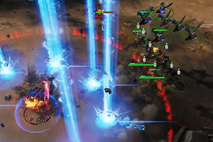 Decimus jest bezbronny przeciwko lotnictwu. Jednak musisz uważać na ostrzał orbitalny. - Misja 6: Śmierć - Halo Wars 2 - poradnik do gry