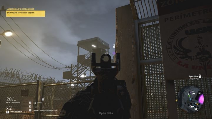 Zanim przejdziesz przez bramę, upewnij się, że w baszcie nie ma już snajpera - Dowódca bazy Armadillo | Misje główne w Itacua | Ghost Recon Wildlands - Tom Clancys Ghost Recon: Wildlands - poradnik do gry