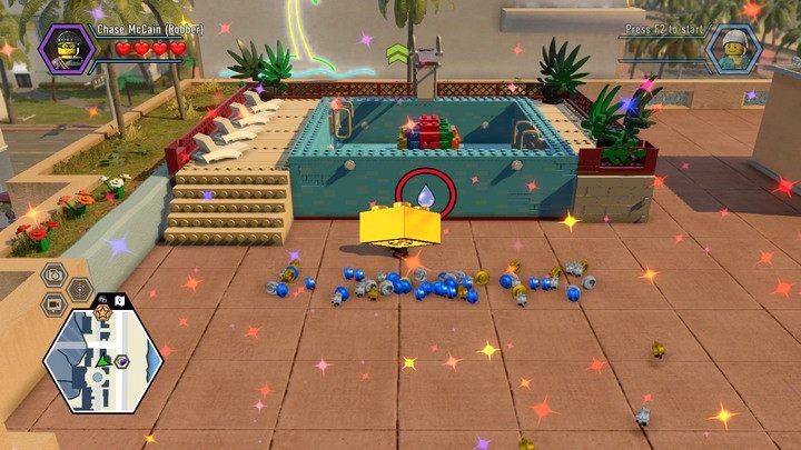 Wybudowanie basenu służy tylko pozyskaniu kolorowej kuli z jego wnętrza - Droga do hotelu | Rozdział 11 w Lego City: Tajny Agent - LEGO City: Tajny Agent - poradnik do gry