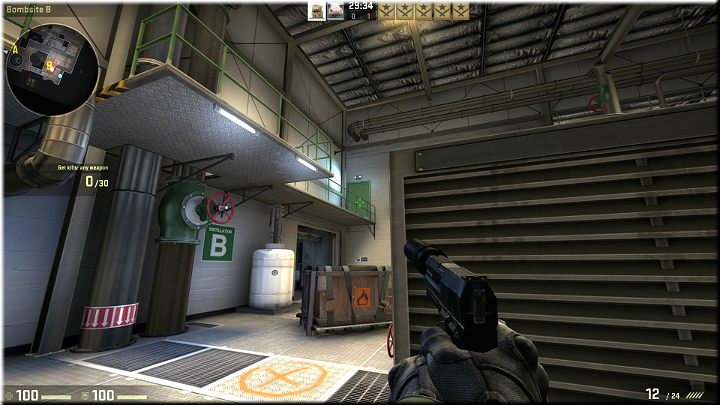 Stojąc na najniższym poziomie można schować się za wentylacją, która osłania przed atakiem z prawej strony - Misja 22 - Lite: Trudne czasy | CS GO - CS GO - poradnik do gry