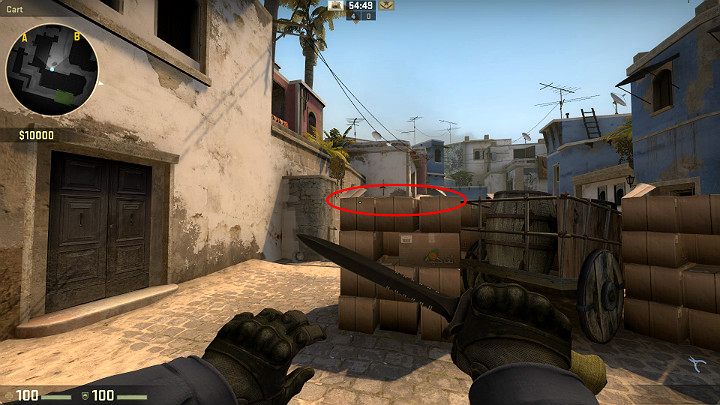 Możesz także wskoczyć na oznaczone kartony po czym przeskoczyć na filar znajdujący się z lewej strony - Mirage | Mapy turniejowe | CS GO - CS GO - poradnik do gry