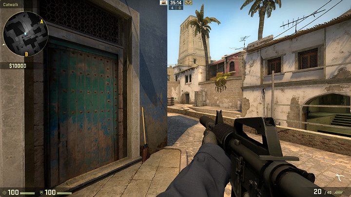 Przechodząc dalej w stronę środka dobrym nawykiem jest sprawdzenie przestrzeni za kartonami - Mirage | Mapy turniejowe | CS GO - CS GO - poradnik do gry