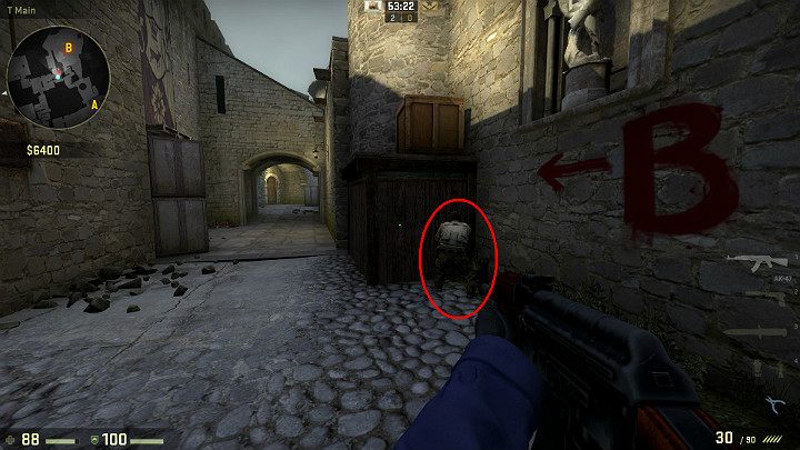 Wchodząc na długą B poproś sojusznika, aby podsadził Cię na wysoką skrzynię - Cobblestone | Mapy Turniejowe | CS GO - CS GO - poradnik do gry