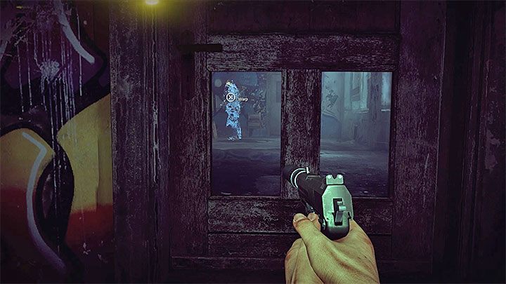 Kolejny przeciwnik przebywa w pomieszczeniu na piętrze, do którego można się przenieść z pomocą pokazanego na obrazku odbicia - Nienamierzalny | Osiągnięcia i trofea Get Even - Get Even - poradnik do gry