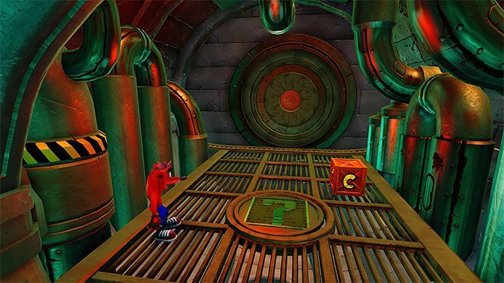 Po zdobyciu zielonego klejnotu powróć tą samą drogą do rozwidlenia (ponownie uważaj na wyładowania oraz na skrzynie z nitrogliceryną - The Eel Deal | Ice Warp Room | Opis przejścia | Crash Bandicoot N. Sane Trilogy - Crash Bandicoot N. Sane Trilogy - poradnik do gry