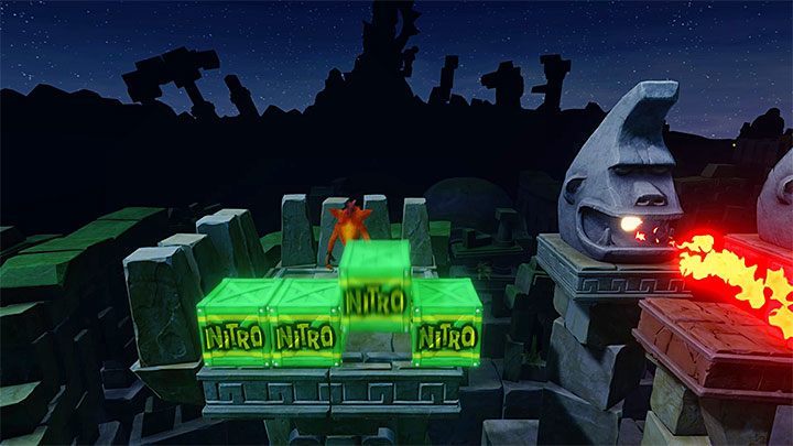 Wyrusz dalej i zatrzymaj się na małej półce sąsiadującej z czteroma skrzyniami z nitrogliceryną - Road to Ruin | Sewer Warp Room | Opis przejścia | Crash N. Sane Trilogy - Crash Bandicoot N. Sane Trilogy - poradnik do gry
