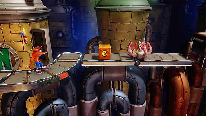 Poniszcz pierwsze skrzynie z okolic miejsca startu zdobywając dzięki temu m - Priston It Away | High-Tech Warp Room | Opis przejścia - Crash Bandicoot N. Sane Trilogy - poradnik do gry