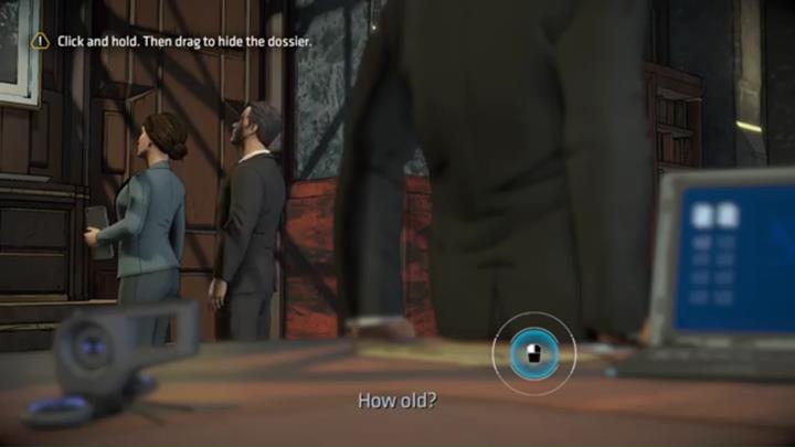 Gdy Wayne usiądzie na biurku, schowaj dokumenty z wykorzystaniem odpowiedniego przycisku - Rozdział 3 - Goodbye, Old Friend | Epizod 1 - The Enigma - Batman: The Telltale Series - The Enemy Within - poradnik do gry