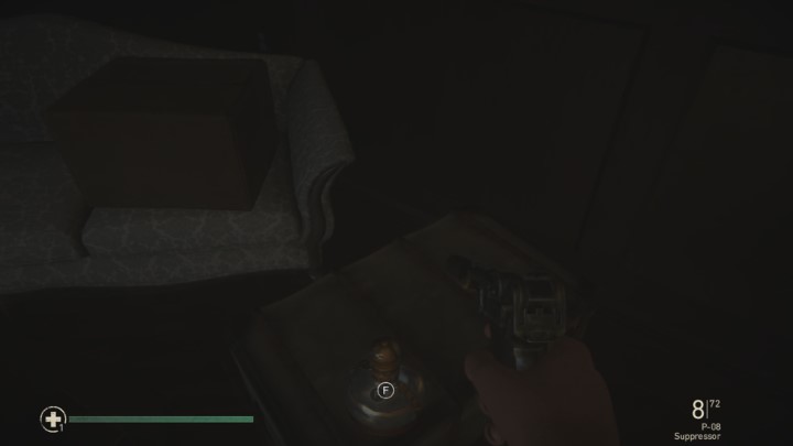 W pokoju na wprost od schodów znajdziesz memento Liquor Bottle - Call of Duty WW2: Wyzwolenie - Pamiątki, sekrety, znajdźki - Call of Duty: WW2 - poradnik do gry