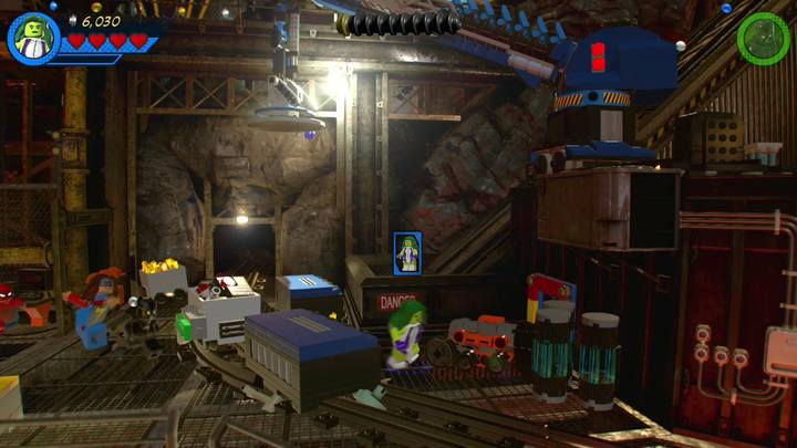 Obok dźwigu znajdziesz blokujące kratkę narzędzia - Sekrety Misja 4 - Małpie figle | LEGO Marvel Super Heroes 2 - LEGO Marvel Super Heroes 2 - poradnik do gry