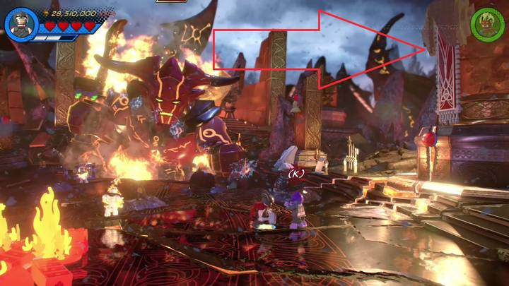 Dziewiąty minizestaw znajdziesz na górze, w miejscu pokazanym na obrazku (zaznaczone czerwoną strzałką) - Sekrety Misja 7 - Nerwowa natura Surtura | LEGO Marvel Super Heroes 2 - LEGO Marvel Super Heroes 2 - poradnik do gry