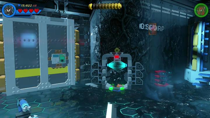 Obok drzwi po lewej stronie znajdziesz panel sterowania - Misja 8 - Zdążyć przed jaszczurem | Misje Gwenpool | Solucja - LEGO Marvel Super Heroes 2 - poradnik do gry
