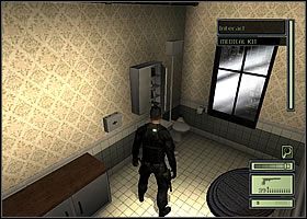 Tam skręć w prawo, do ciemnego pomieszczenia - Etap 2 (1) | Police Station | Tom Clancys Splinter Cell - Tom Clancys Splinter Cell - poradnik do gry