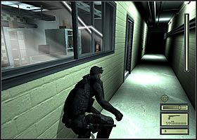 1 - Etap 3 (1) | Police Station | Tom Clancys Splinter Cell - Tom Clancys Splinter Cell - poradnik do gry