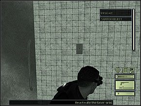 Schowaj się za drzwiami, przy koszu na śmieci - Etap 1 (2) | Defense Ministry | Tom Clancys Splinter Cell - Tom Clancys Splinter Cell - poradnik do gry