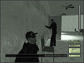 Strażnik wejdzie z holu i włączy światło - Etap 1 (2) | Defense Ministry | Tom Clancys Splinter Cell - Tom Clancys Splinter Cell - poradnik do gry