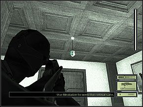 Rozwal lampę na prawo i tą przy korytarzu, za kolumną - Etap 2 (1) | Presidental Palace | Tom Clancys Splinter Cell - Tom Clancys Splinter Cell - poradnik do gry