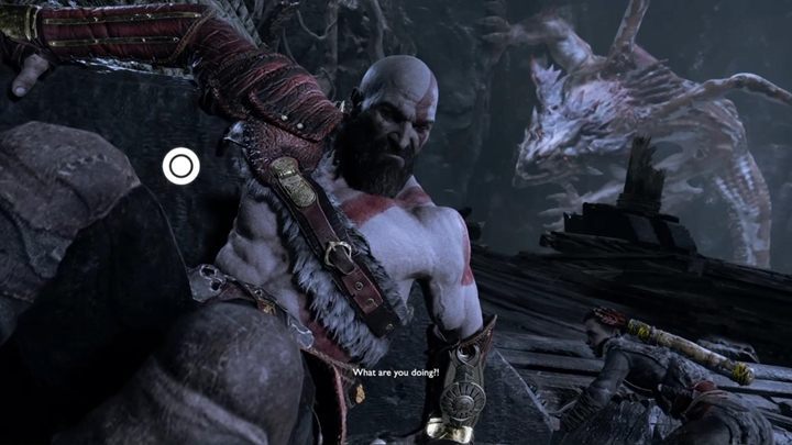 Po chwili musisz użyć windy, by zaatakować nią smoka - God Of War: Wnętrze Góry - solucja, opis przejścia - God Of War - poradnik do gry