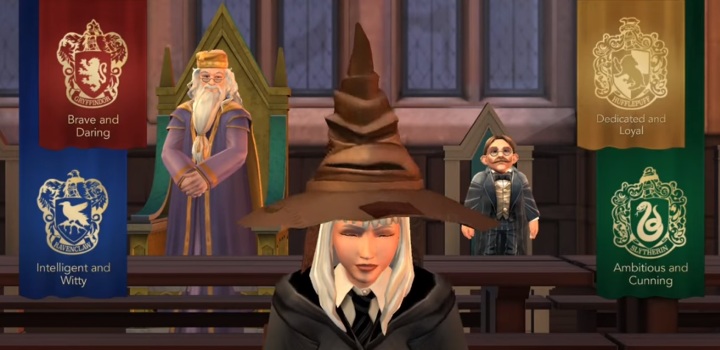 W pierwszych minutach rozgrywki w grze mobilnej Harry Potter: Hogwarts Mystery możesz wybrać dom dla swojego bohatera - Wybór domu w Harry Potter i Tajemnica Hogwartu - Harry Potter i Tajemnica Hogwartu - poradnik do gry