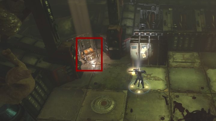 Skrzynia z ekwipunkiem znajdująca się w jednym z bocznych pomieszczeń. - Porady na start | Warhammer 40,000: Inquisitor - Martyr - Warhammer 40,000: Inquisitor - Martyr - poradnik do gry