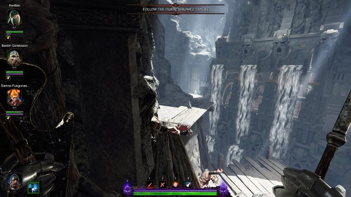 Stąd musisz skoczyć na kolejną drewnianą platformę - Grymuary w akcie II gry Warhammer Vermintide 2 - Warhammer Vermintide 2 - poradnik do gry