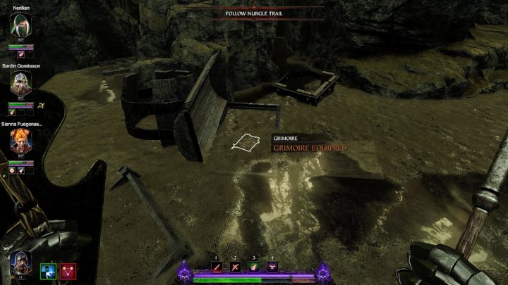 Kieruj się dostępną drogą, aż trafisz do miejsca ze skrzynią - w środku znajdziesz grymuar - Grymuary w akcie III gry Warhammer Vermintide 2 - Warhammer Vermintide 2 - poradnik do gry