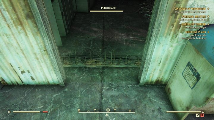 Uważaj na deskę z kolcami - przeskocz ją albo po prostu zniszcz. - Jak zdobyć Pancerz Wspomagany (Power Armor) w Fallout 76? - Fallout 76 - poradnik do gry